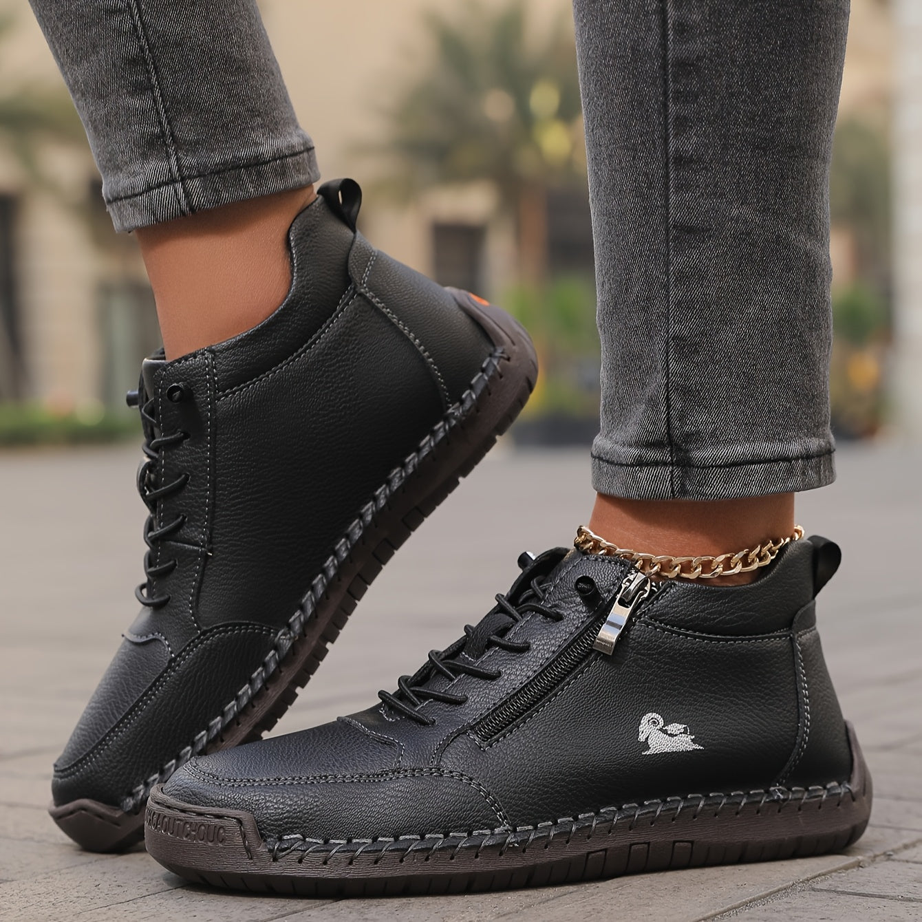 Mila™ – Comfortable Orthopaedic Zip Sneakers