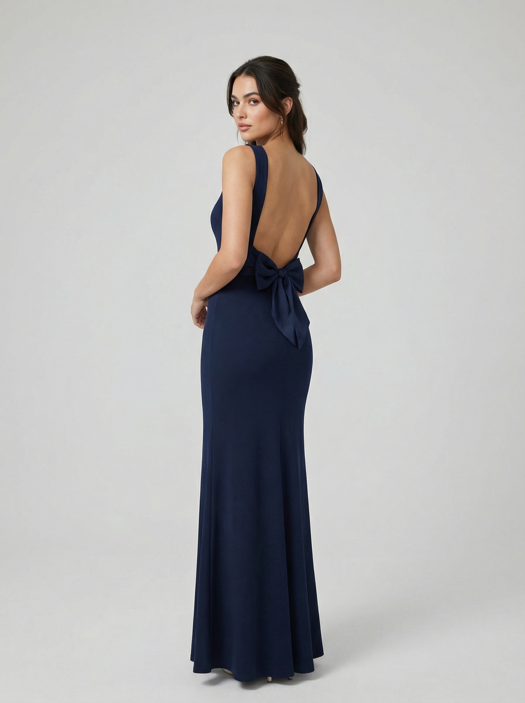 Scoop Neckline Solid Bowknot Backless Maxi Dress