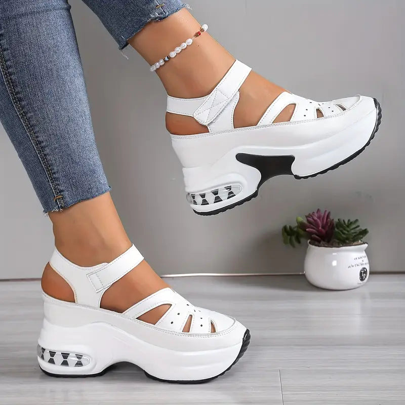 Maria |  Padded orthopaedic sandals for women, offering everyday support