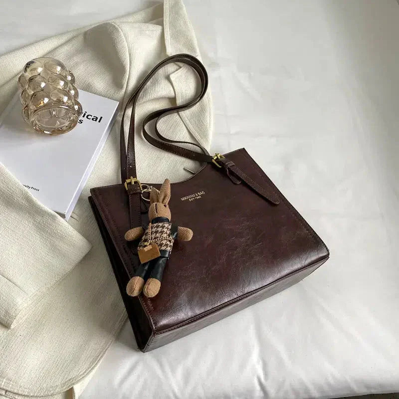 Lena Vintage Shoulder Bag