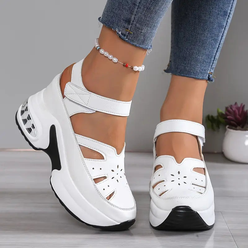 Maria |  Padded orthopaedic sandals for women, offering everyday support