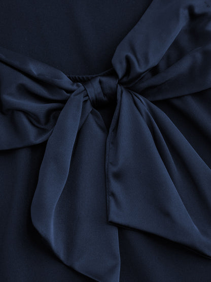 Scoop Neckline Solid Bowknot Backless Maxi Dress