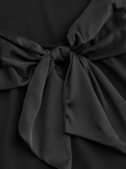 Scoop Neckline Solid Bowknot Backless Maxi Dress