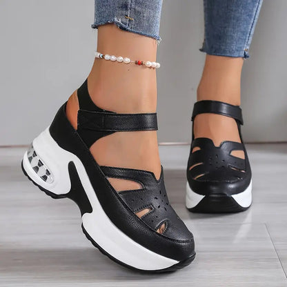 Maria |  Padded orthopaedic sandals for women, offering everyday support