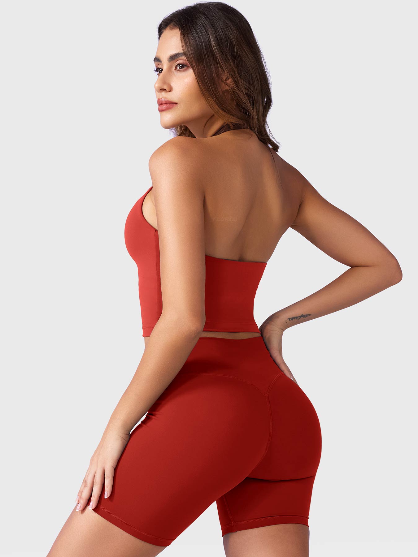 Yeoreo Hazel Halter Tank Top