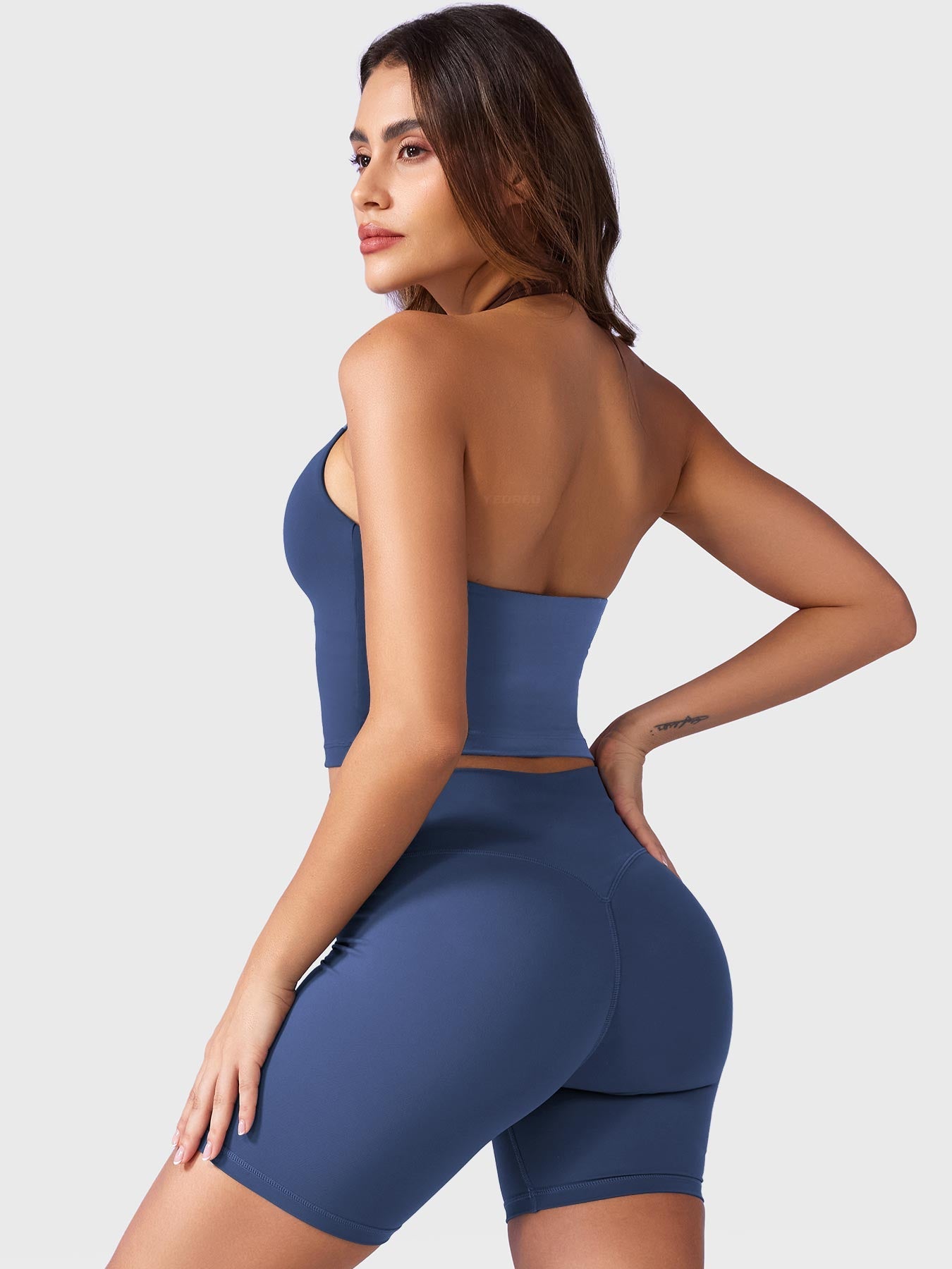 Yeoreo Hazel Halter Tank Top